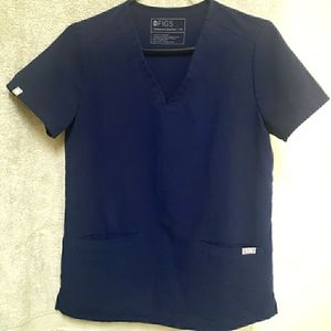 Figs Navy XS Scrub Top